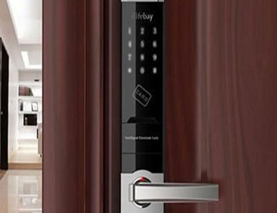 凤山24小时上门开锁公司